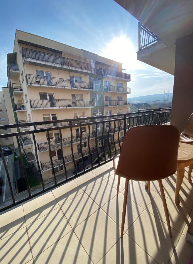 Cozy Apartment 2 Bedroom Private Parking คลูจ-นาโปกา ภายนอก รูปภาพ