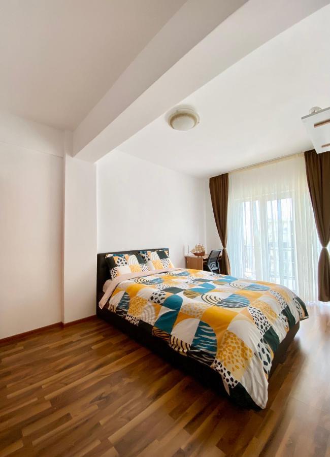Cozy Apartment 2 Bedroom Private Parking คลูจ-นาโปกา ภายนอก รูปภาพ