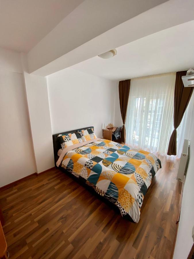 Cozy Apartment 2 Bedroom Private Parking คลูจ-นาโปกา ภายนอก รูปภาพ